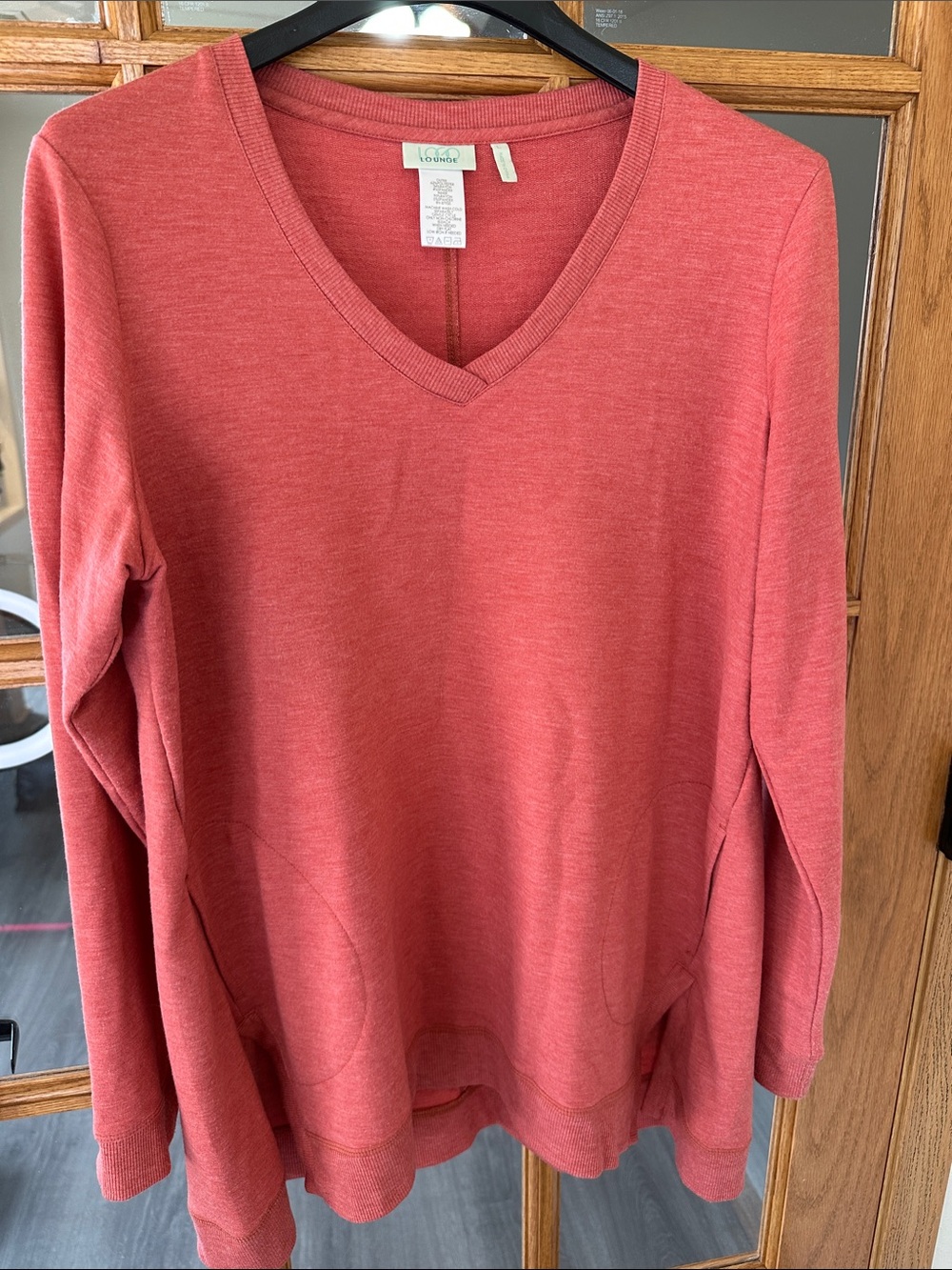 Eileen Fisher Coral V-Neck Long-Sleeve Sweater